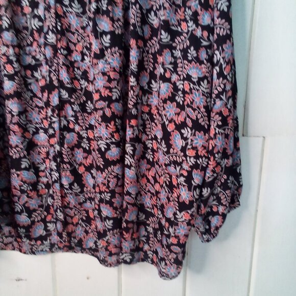 Terra & Sky Blouse Women 3X Button Up 3/4 Sleeve Floral Black Blue Red - Picture 7 of 15
